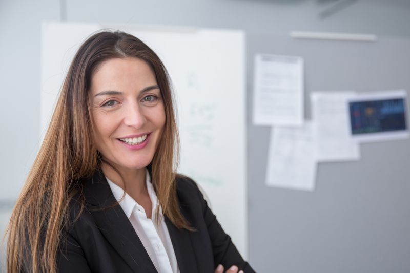 Sarah K., Community Manager portrait